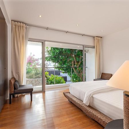 Surin Heights Villa Cameră foto